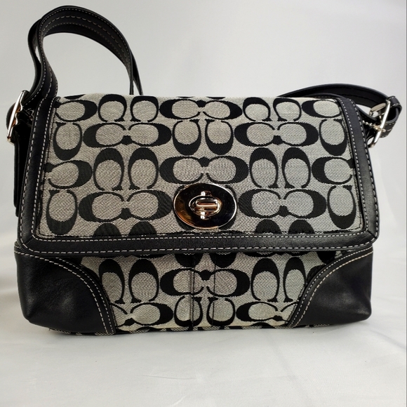 Coach Handbags - Signature 100% Authentic Coach Purse